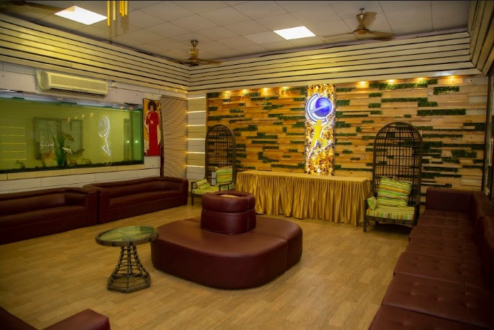 Visitor lounge facility at K.C. College campus